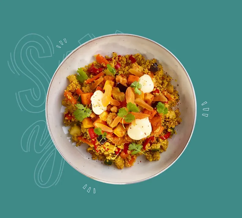 Gemüse-Tajine mit Kichererbsen und Aprikosen dazu Couscous Oriental